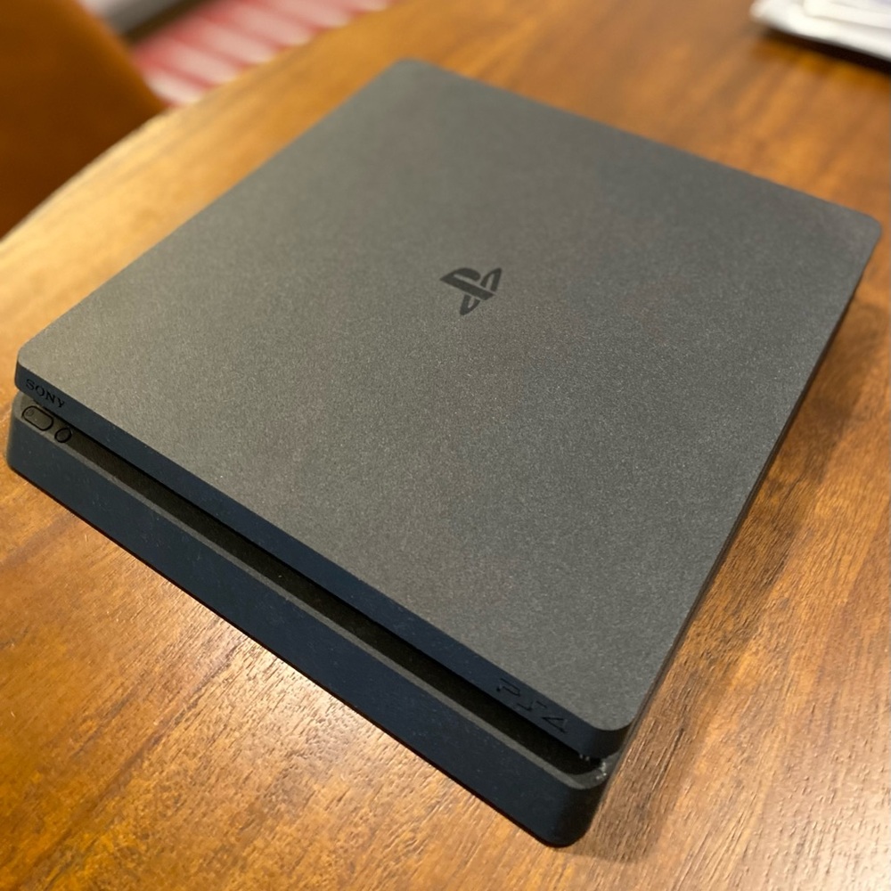 Sony PlayStation 4 Slim Console - Black